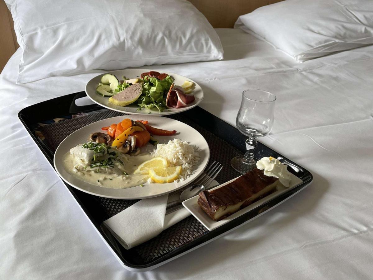 Ibis Rennes Beaulieu Hotell Cesson-Sévigné Exteriör bild